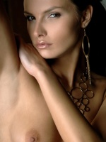 suzie carina pics