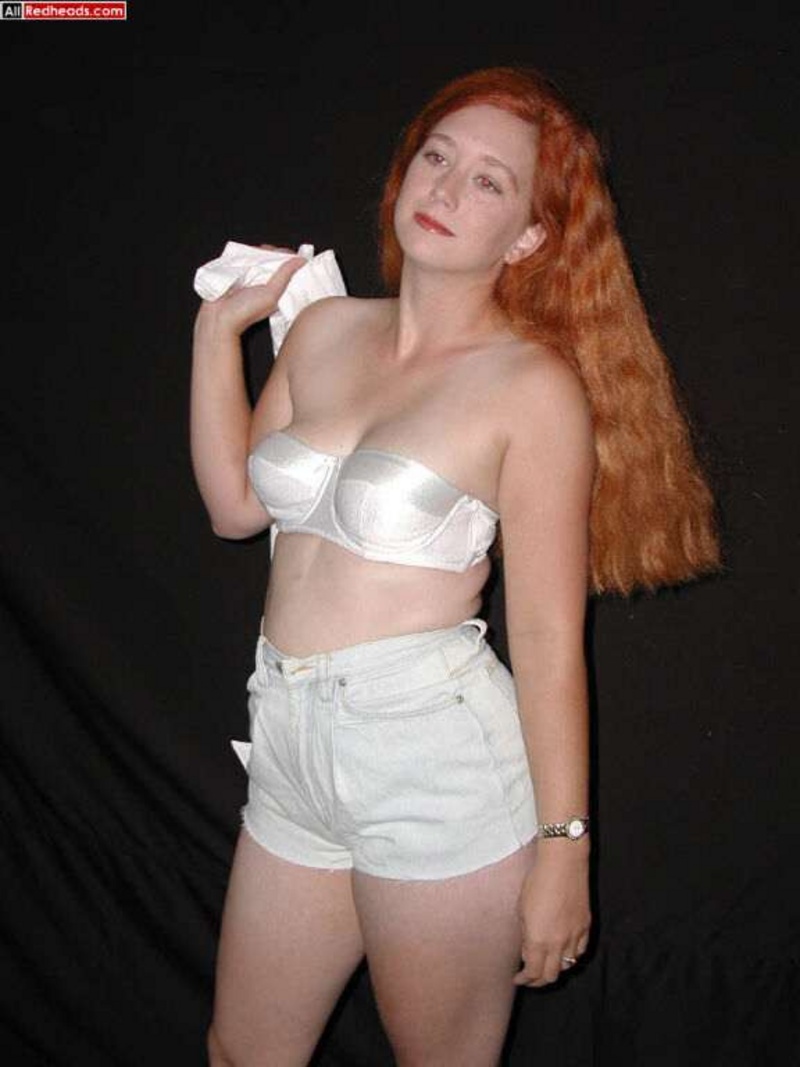 All Redheads Elizabeth Plump And Pale
