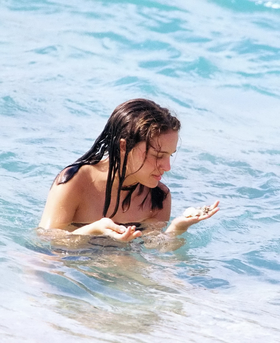 Natalie Portman Topless