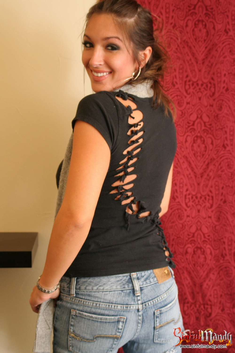 Sinful Mandy Pics